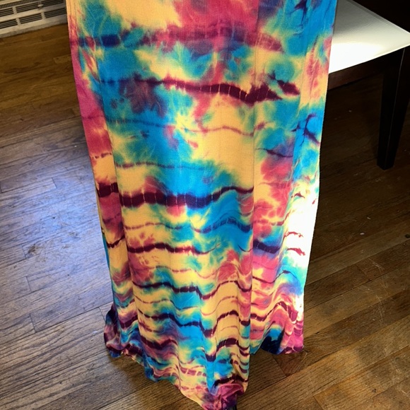 Apple Bottom Dress - Picture 2 of 6